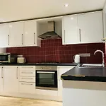 Apartment Cosy Near Hospital *